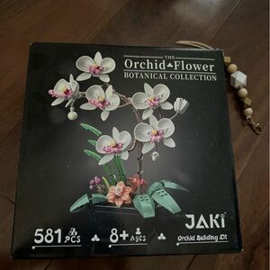 NWT The Orchid Flower Botanical Garden Brick Build Artificial Flowers 581 Pieces